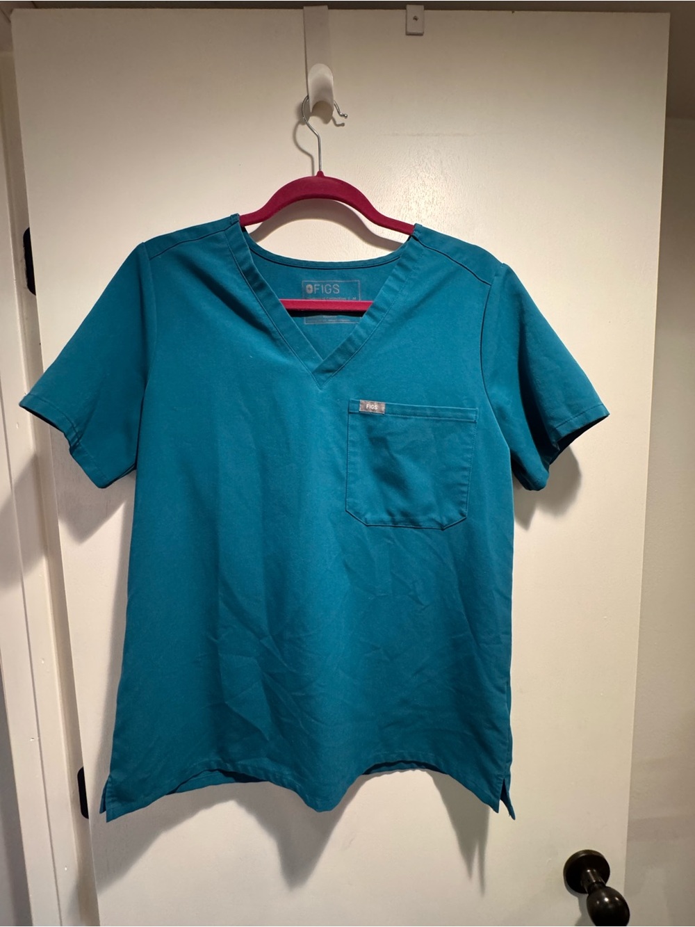 FIGS Teal V-Neck Short Sleeve Scrub Top
